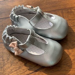Adorable Leather T-Strap Baby Shoe, Silver